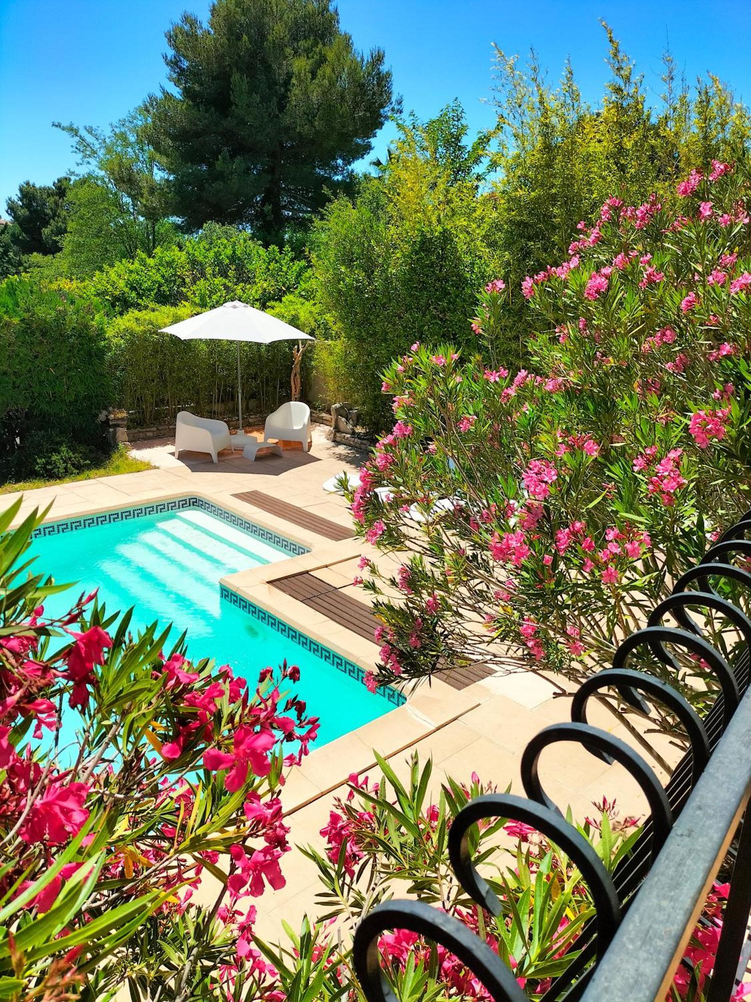 Vacances Carnoux-en-Provence Extérieur photo
